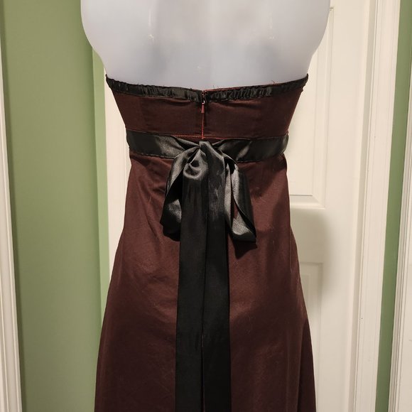Strapless Burgundy Summer Dress - Picture 3 of 3